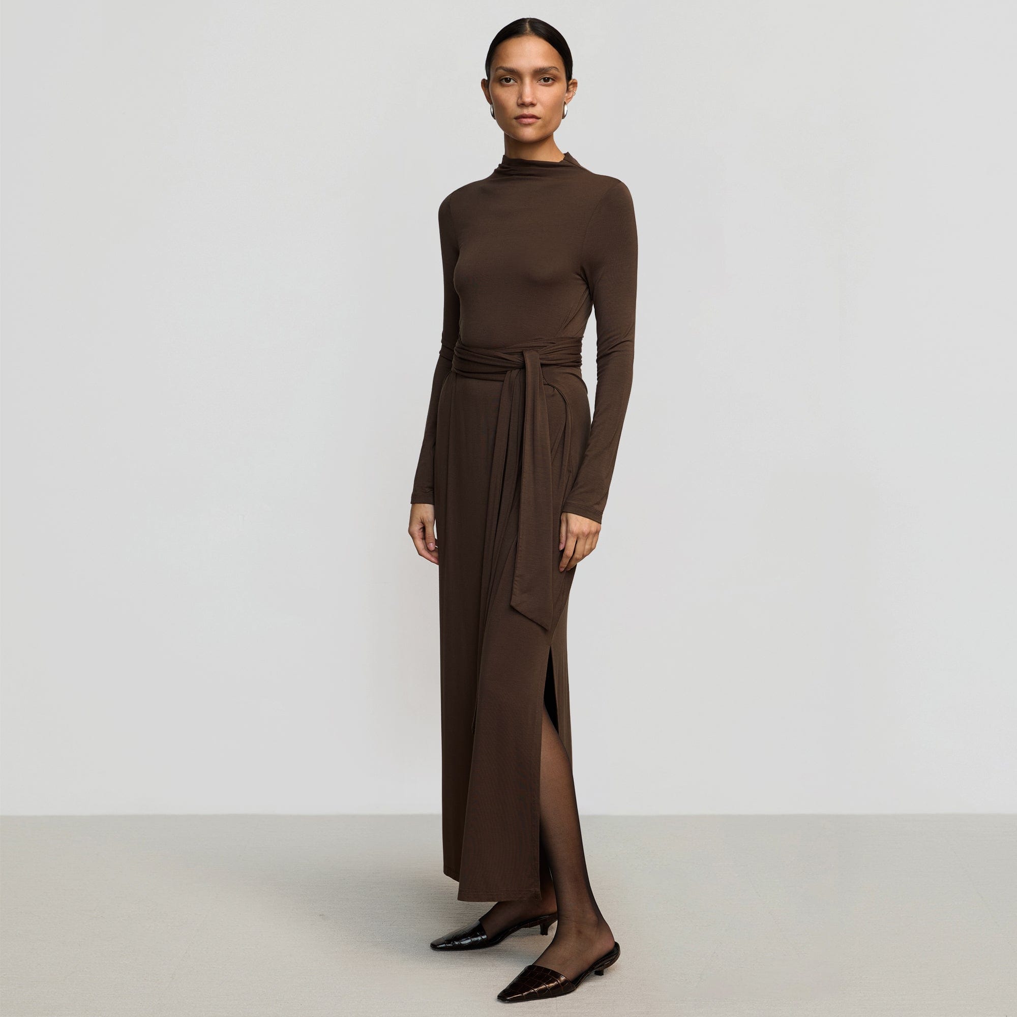 Vero Tie-Front Long-Sleeve Dress